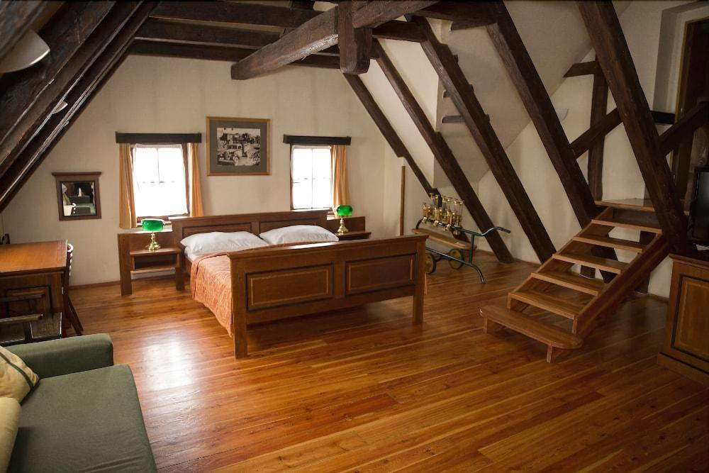 U Medvidku-brewery Hotel Praag